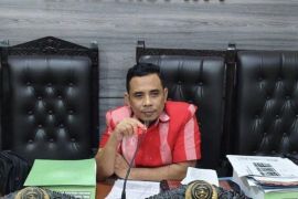PSI NTT ajak publik pisahkan politik dari penilaian pembangunan Jokowi