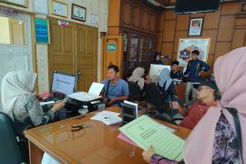 Pemkab Agam turunkan tim bantu pelaku usaha buat NIB