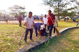 Wali Kota Pangkalpinang ajak warga dukung gotong royong rutin wujudkan kota bersih