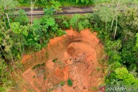 Indonesian troops recover last Papua attack victim