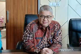 DLH Kaltim gandeng FPIK Unmul bersihkan tujuh pantai daerah
