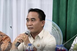 Legislator Balangan apresiasi kebijakan Pemda berikan beasiswa bagi anak yatim
