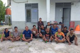 Imigrasi Aceh awasi 13 WNA terdampar di Pulau Simeulue