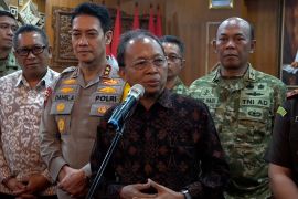Gubernur Bali minta warga junjung kemanusiaan, tak main hakim sendiri