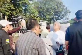 Wali Kota Bandung Muhammad Farhan dilarikan ke rumah sakit