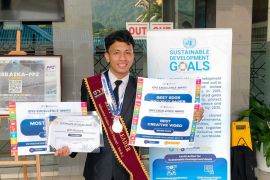 Wakil Gubernur BEM FEB UMS sabet lima penghargaan di Indonesian Golden Youth Summit 2026