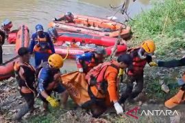 Seorang warga Karawang tewas tenggelam di irigasi