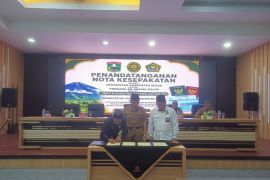 Pemkab Solok percepat layanan dokumen kependudukan bagi pengantin