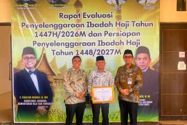 Pemkot Solok dapat penghargaan atas layanan haji 2026 dari Kemenhaj