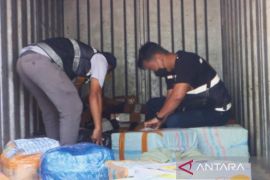 Bea Cukai Madura gagalkan pengiriman rokok ilegal ke Timor Leste