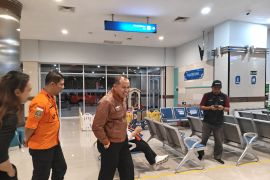 Basarnas sebut cuaca pengaruhi evakuasi korban KMP Mutiara Sentosa II