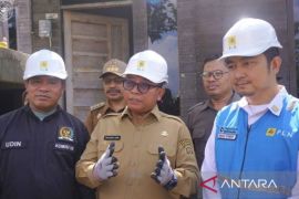 PLN salurkan listrik gratis kepada 65 keluarga prasejahtera di Samarinda
