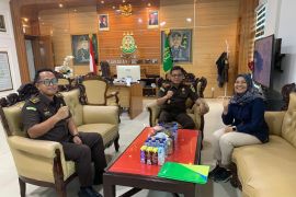 BPJS Ketenagakerjaan Semarang Majapahit serahkan SKK ke Kejari Demak