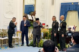 Prabowo receives honorary decoration from Royal Thai Armed Forces