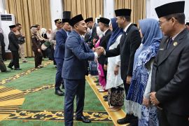 Ketua DPRD Syahrial minta pejabat baru komitmen berikan pelayanan terbaik