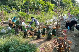 Pemerintah Mataram wajibkan pengembang sisihkan 2 persen lahan untuk makam