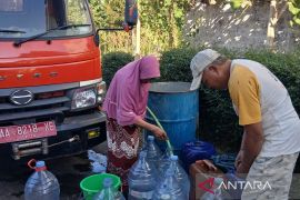 BPBD Temanggung memperluas penyaluran air bersih di wilayah kekeringan