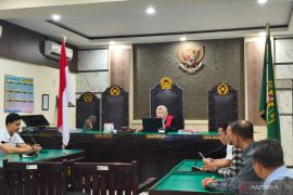 Pengadilan tolak praperadilan eks kadiskop terkait tersangka masker