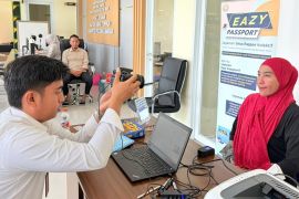 Imigrasi Polman gelar layanan "Eazy Passport" bagi JCH Polewali Mandar