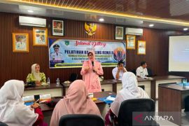 15 Pelajar Padang Panjang Disiapkan Jadi Pendamping Sebaya Lewat Pelatihan Konseling