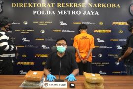Polda Metro Jaya gagalkan peredaran empat kilogram ganja di Jakbar