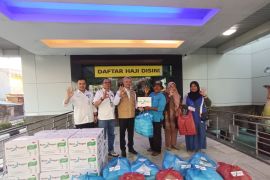 Bank Nagari bergerak cepat! TRC BNTB salurkan bantuan untuk korban bencana, wujud nyata kepedulian kepada masyarakat