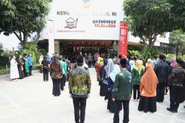 Mensos lantik 67 pejabat fungsional kuatkan layanan publik