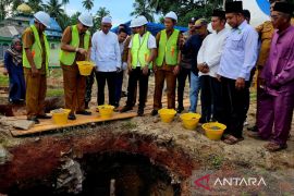 Natuna perkuat fasilitas rumah ibadah melalui program pemugaran