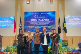 Rektor UMS bersama Komisi X DPR RI bahas penguatan talenta akademik dan hilirisasi riset di IBISA Purworejo