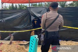 Polda Riau ekshumasi jenazah pelajar untuk ungkap penyebab kematian