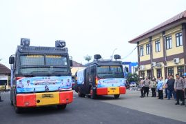 Atasi krisis air dampak kemarau, Polda Banten kerahkan water cannon