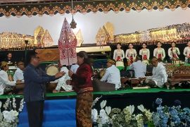 UNP Kediri lestarikan budaya lewat pagelaran wayang