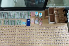 Satnarkoba Polrestro Tangerang kejar pemasok obat keras di Kosambi