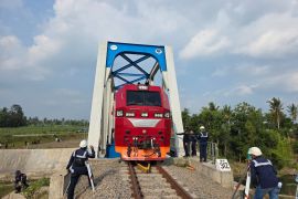 Jembatan baru lintas Jember--Kalisat untuk perkuat keselamatan KA