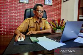 Pemkab Natuna gandeng Polteknas berikan beasiswa ke 30 pelajar