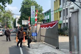 Sengketa kepengurusan yayasan awal ditemukannya senjata di sekolah