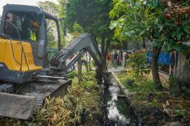 Wali Kota Medan intruksikan  jajaran normalisasi drainase cegah banjir