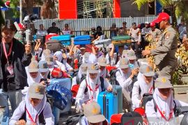 Menjelang Sang Saka Merah Putih berkibar