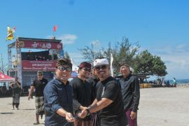 1,685 kites soar at Bali's 17th Mel Tanjung Kite Festival