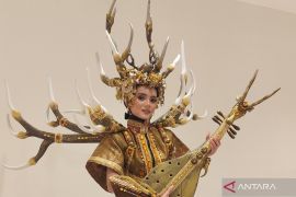 Siswi SMKS Yapensu Sungailiat raih runner-up 5 dan best tradisional costume di ajang Miss Bintang Remaja Indonesia 2026