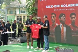 Gubernur Pramono komitmen JIS jadikan markas Persija