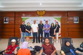 IKPI Surabaya kumpulkan 226 kantong darah dalam rangka HUT ke-61