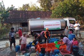 Dompet dhuafa beri bantuan air bersih untuk 370 warga Boyolali dan Grobogan