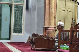 Guru Saiful nyatakan "pusang" karena rohani lapar atau kosong
