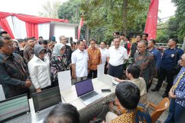 Mendagri: Bayi lahir di luar faskes bisa dapat akta kelahiran digital