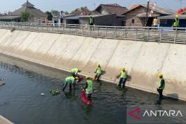 Pulihkan daya tampung air, BBWSC3 masifkan normalisasi sungai di Serang
