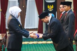 Khofifah dorong transformasi zakat untuk kemandirian mustahik