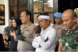 Polrestabes Bandung menetapkan tersangka tabrak lari tewaskan Aiptu Asep