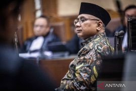 Dakwaan Jaksa KPK terhadap mantan Menag Yaqut Cholil Qoumas