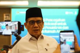 Wamenag minta pelaku usaha jangan jadikan agama sebagai komoditas